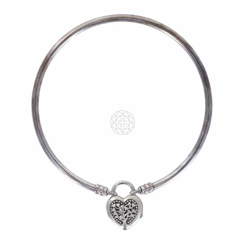 Flourishing on sale hearts bangle